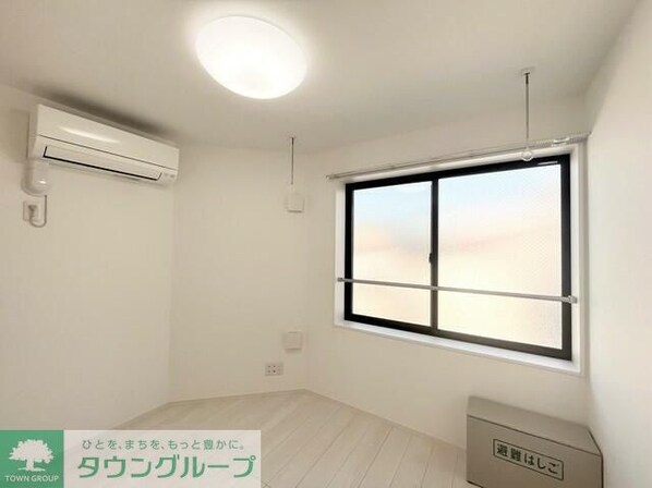 コンフォール新小岩の物件内観写真